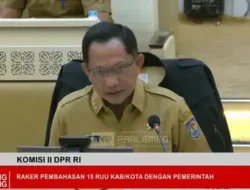 Mendagri Tito Pelajari Usulan Perpanjangan Masa Jabatan Kepala Desa